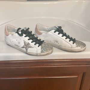 Golden goose superstar.